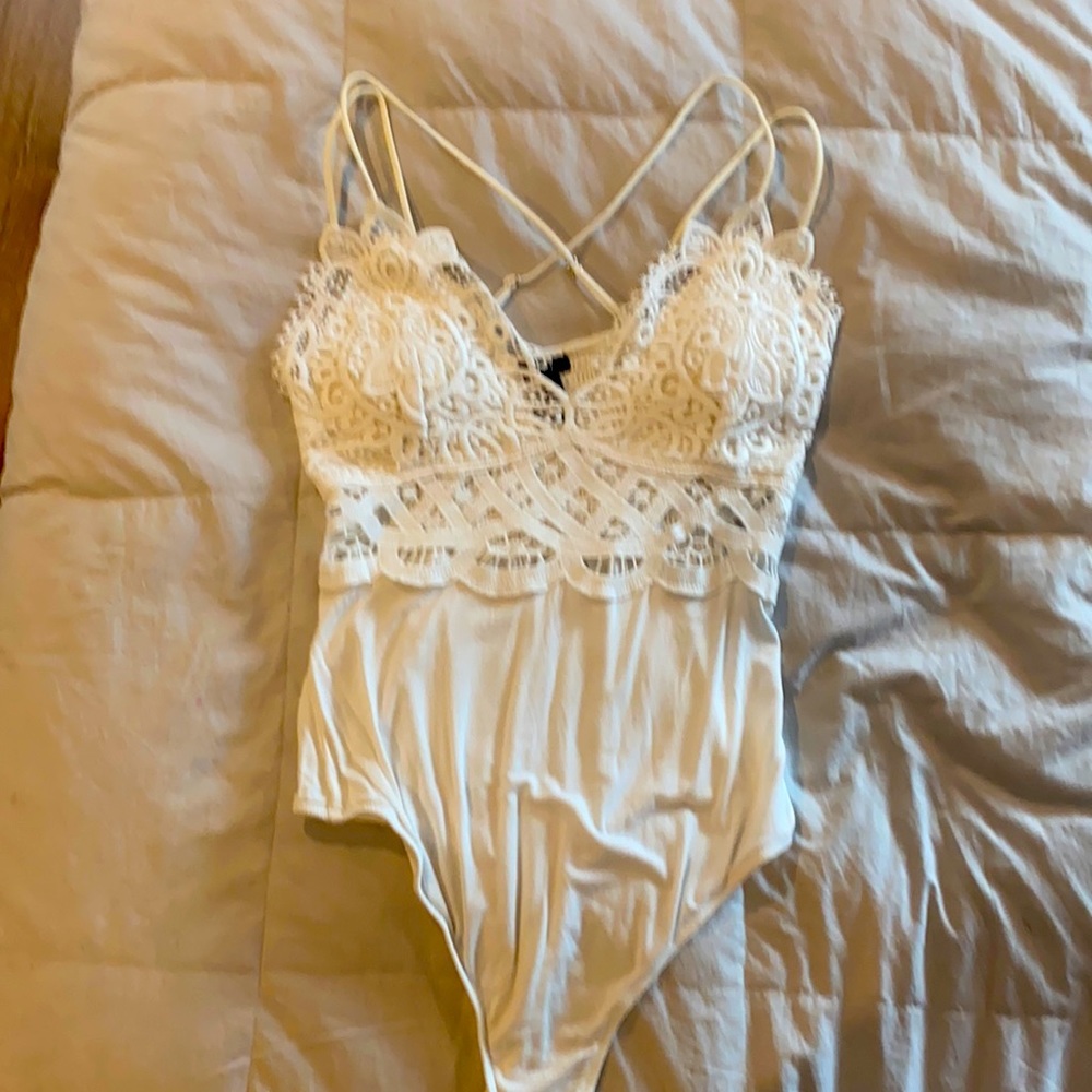 White lacy bodysuit perfect for spring